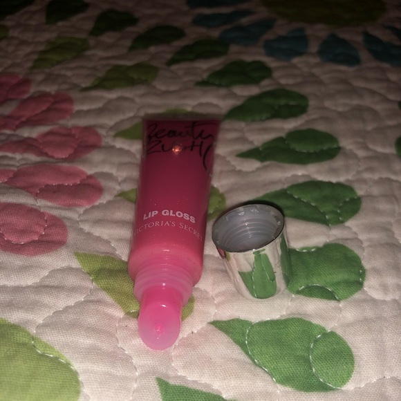 3/15 Victoria Secrets beauty rush - Picture 3 of 3